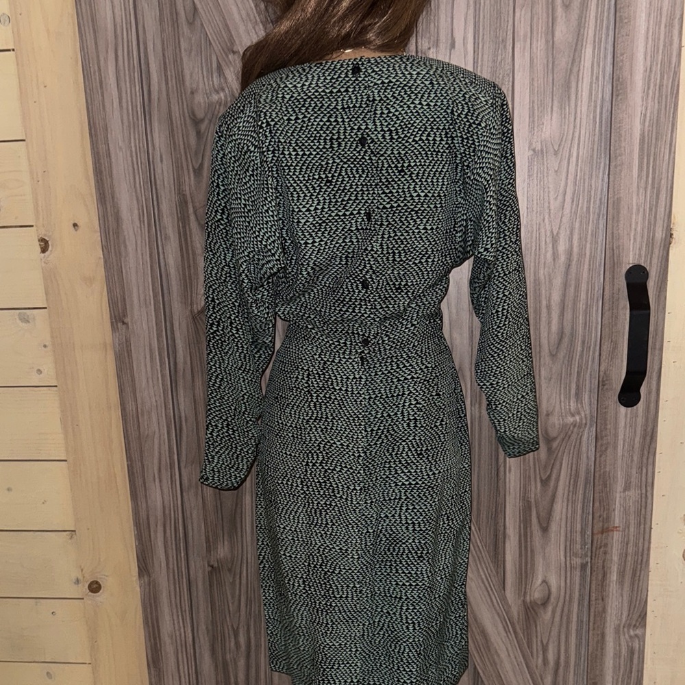 Chic Long Sleeve Patterned Dress - image 7